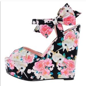 Iron Fist Buns N’ Roses Wedges
